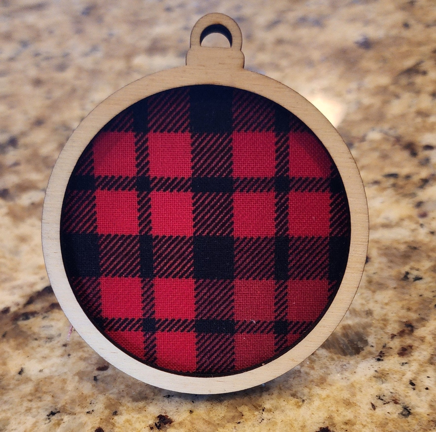 Buffalo_Plaid_-_Sm